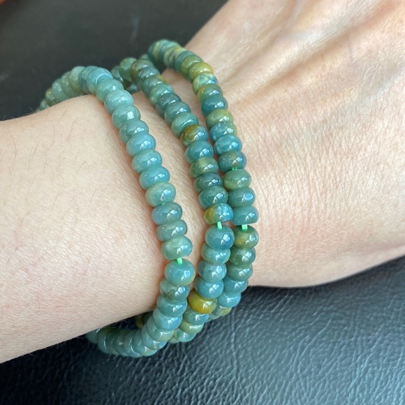 Grade A Natural Jade Round Beaded Bead Bracelet - Picture 1 of 5